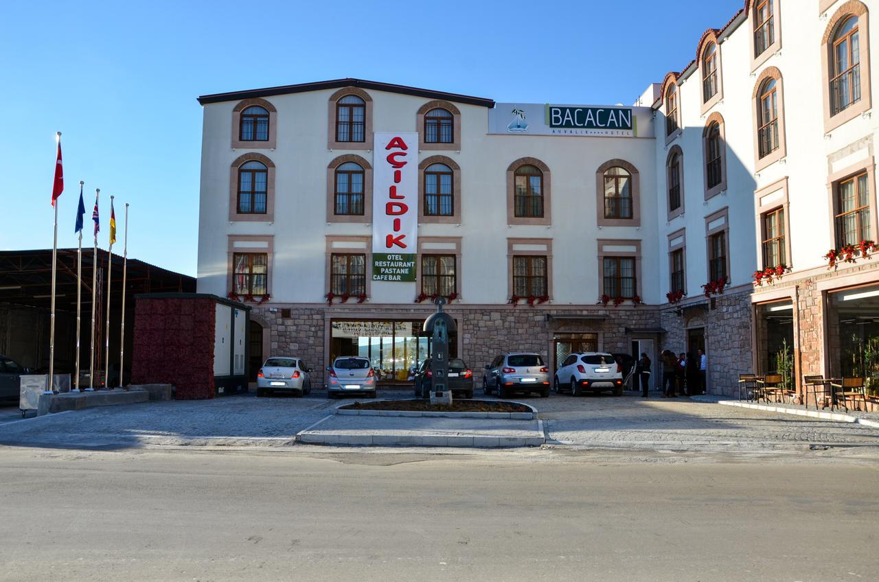 Bacacan Otel ไอวาลิค ภายนอก รูปภาพ