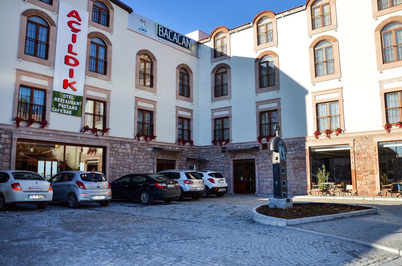 Bacacan Otel ไอวาลิค ภายนอก รูปภาพ