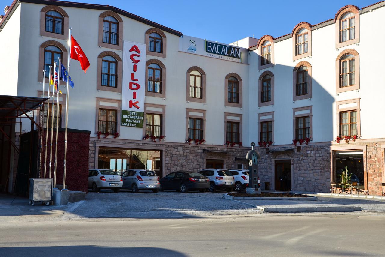 Bacacan Otel ไอวาลิค ภายนอก รูปภาพ