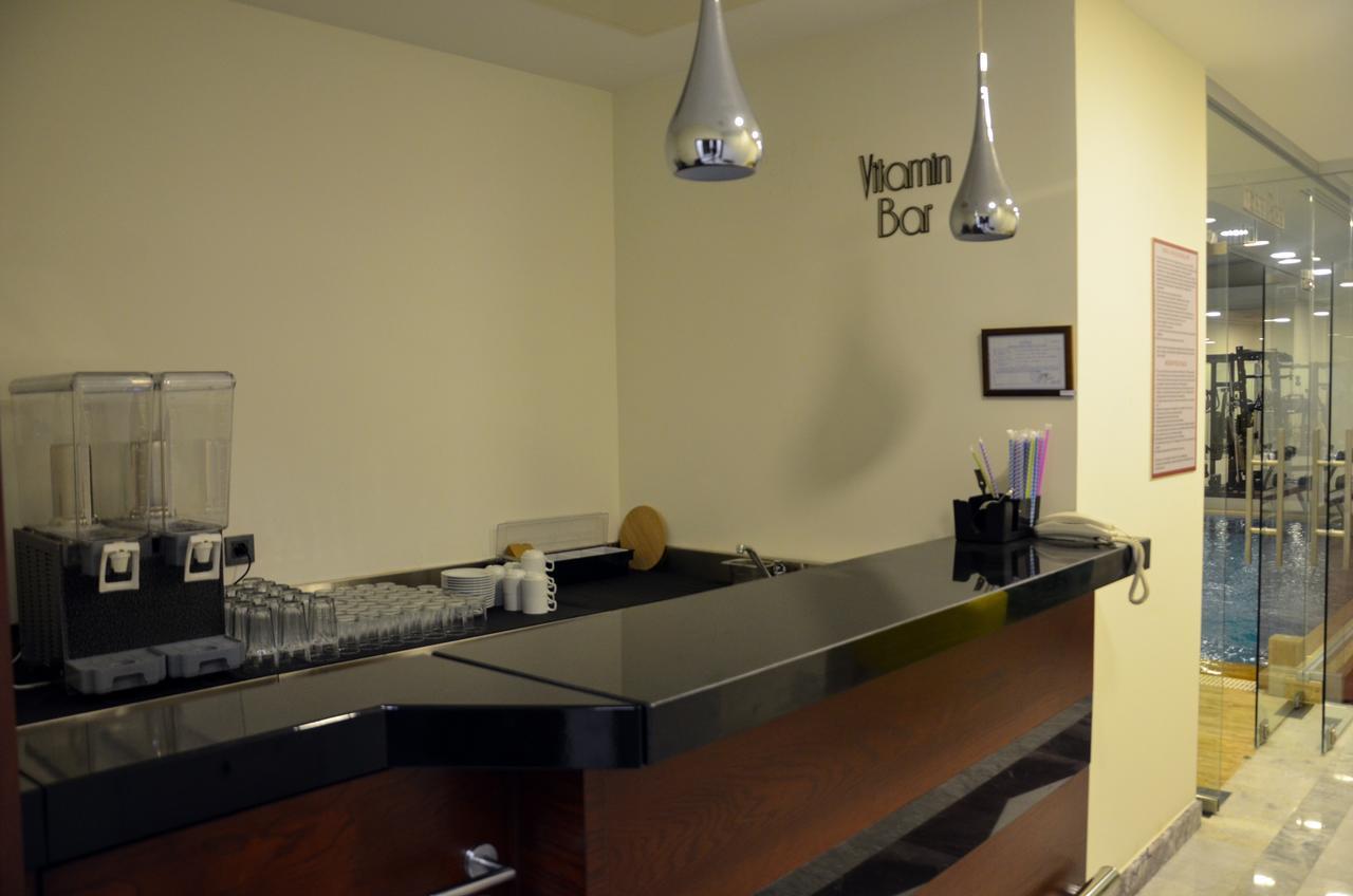 Bacacan Otel ไอวาลิค ภายนอก รูปภาพ