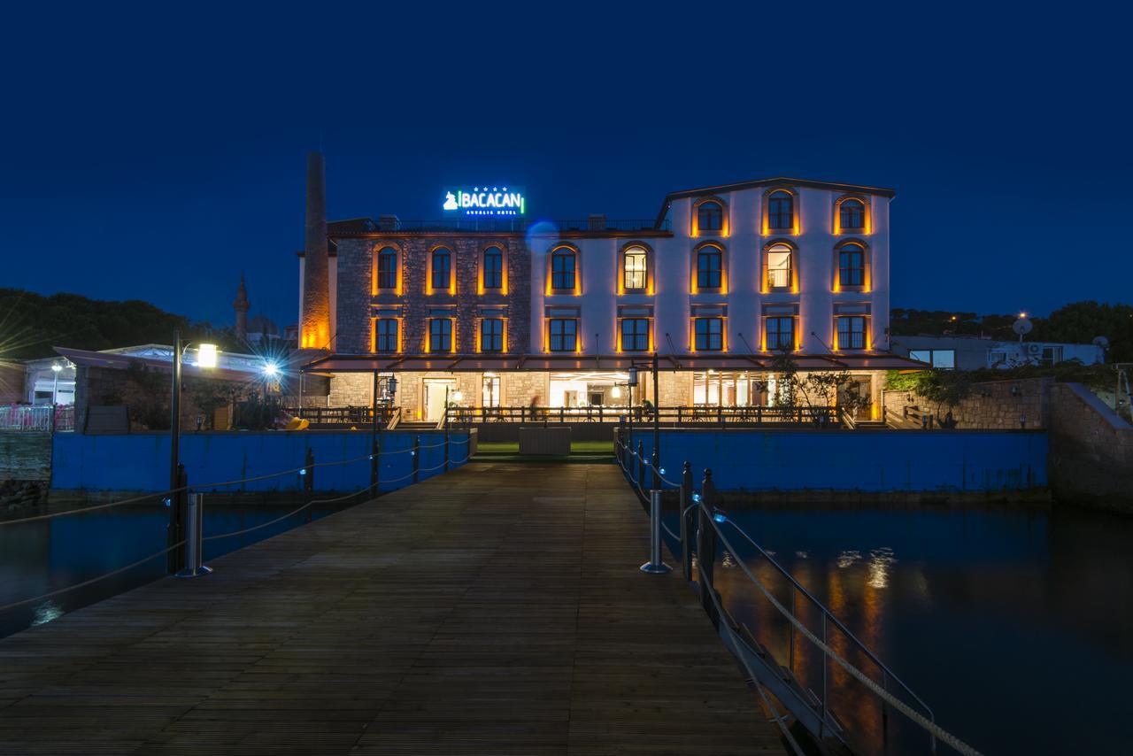 Bacacan Otel ไอวาลิค ภายนอก รูปภาพ